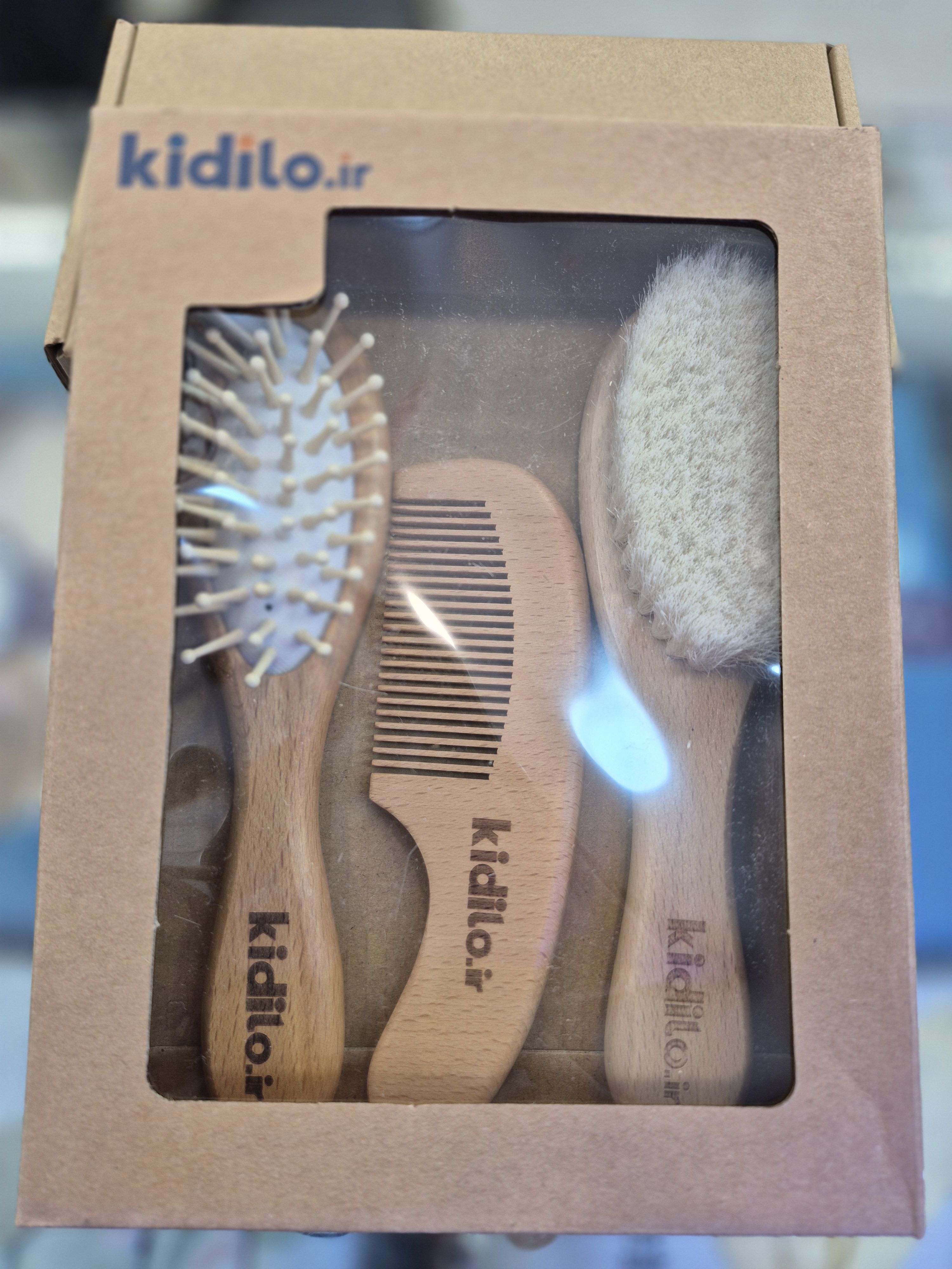 شانه وبرس چوبی جعبه ای ۳تیکه نوزادی کیدیلو kidilo